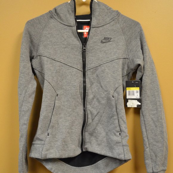 Nike Jackets & Blazers - Nike Sportswear Jacket